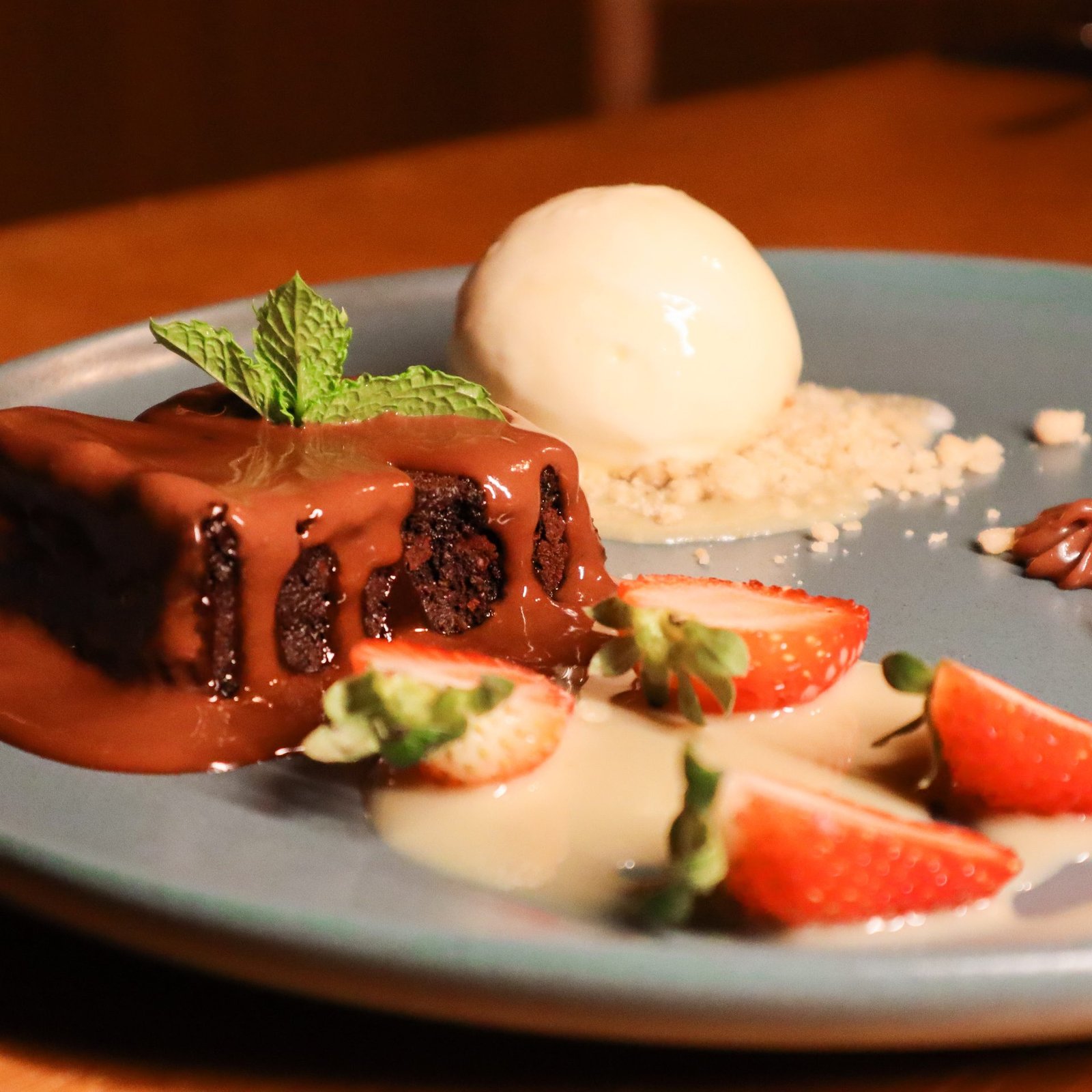 Petit gateau com sorvete, sobremesa do Nossa Carne